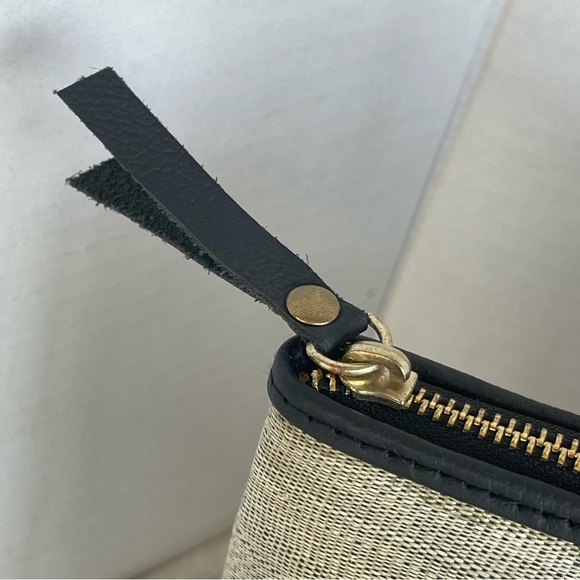 New Decena Collections Stylish Black and Green Bag Set - Picture 6 of 15